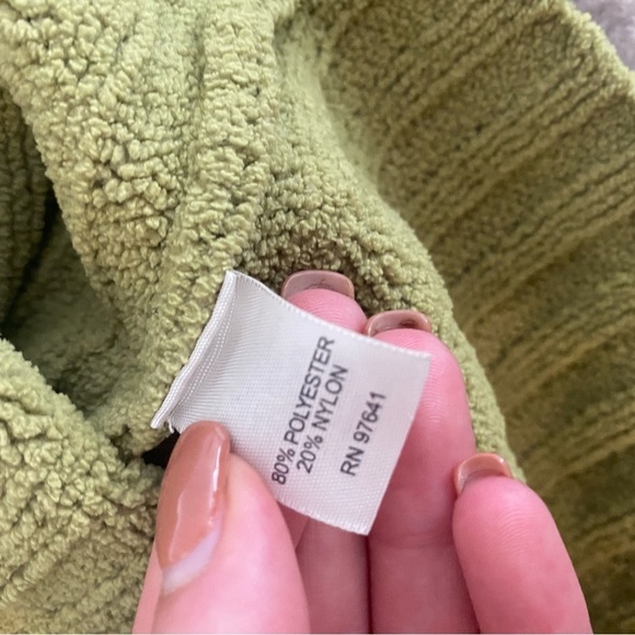 Vintage green cowl neck sweater - Picture 6 of 6